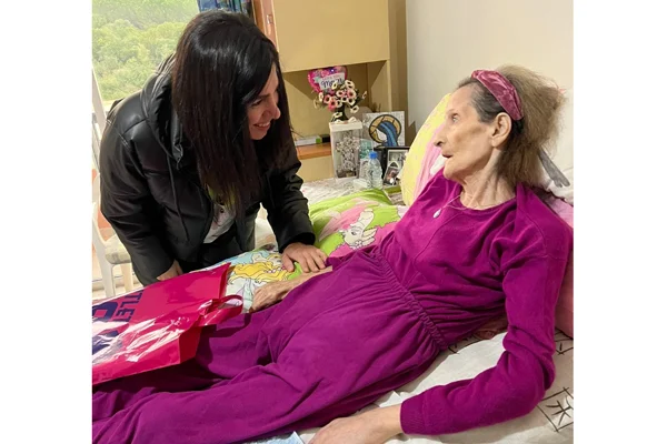Micro Epsilon Team Celebrates Christmas 2022 with the Elderly