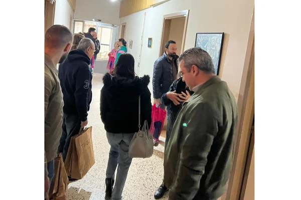 Micro Epsilon Team Celebrates Christmas 2022 with the Elderly