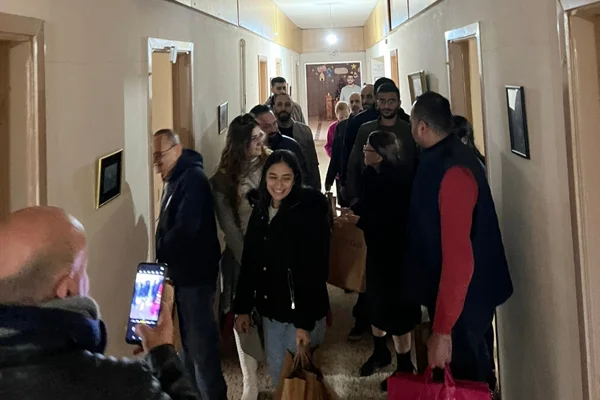 Micro Epsilon Team Celebrates Christmas 2022 with the Elderly