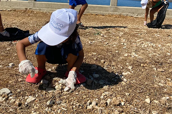 INDEVCO Cleans the Amchit Shore to Contribute to a Healthier Ecosystem